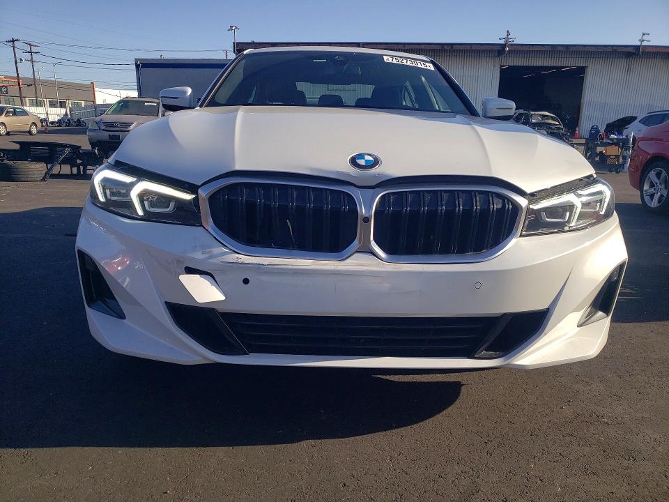 Photo 5 from auction – 2024 BMW 330I with VIN 3MW69FF05R8E20573