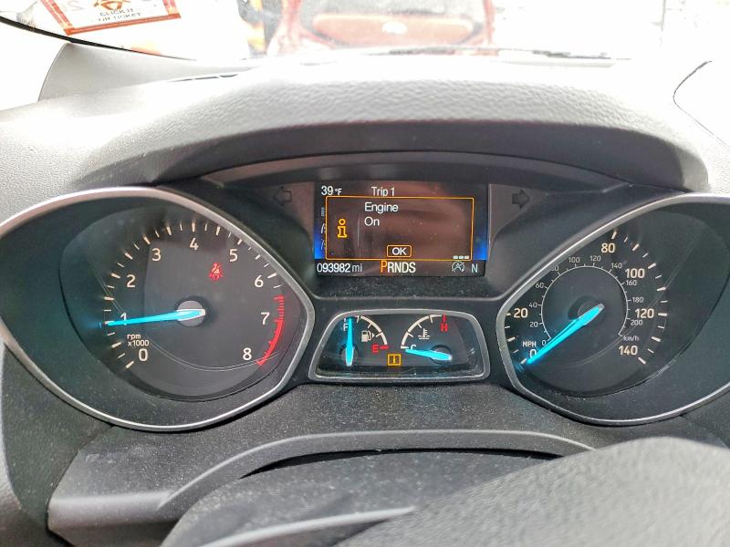 Photo 9 from auction – 2017 FORD ESCAPE SE with VIN 1FMCU9GD4HUC57841