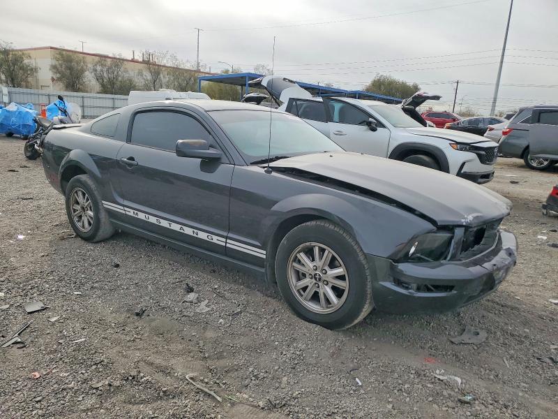 Photo 4 from auction – 2007 FORD MUSTANG with VIN 1ZVFT80N575288104