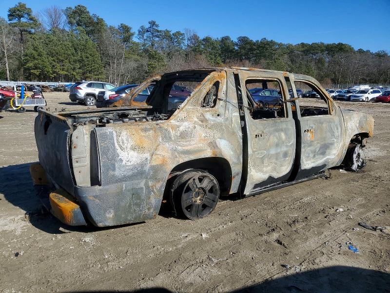 Photo 3 from auction – 2012 CHEVROLET AVALANCHE with VIN 3GNTKFE73CG104280