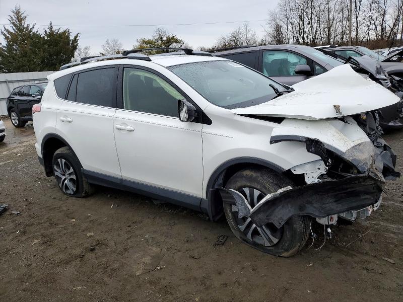 Photo 4 from auction – 2017 TOYOTA RAV4 LE with VIN JTMBFREV0HJ700784