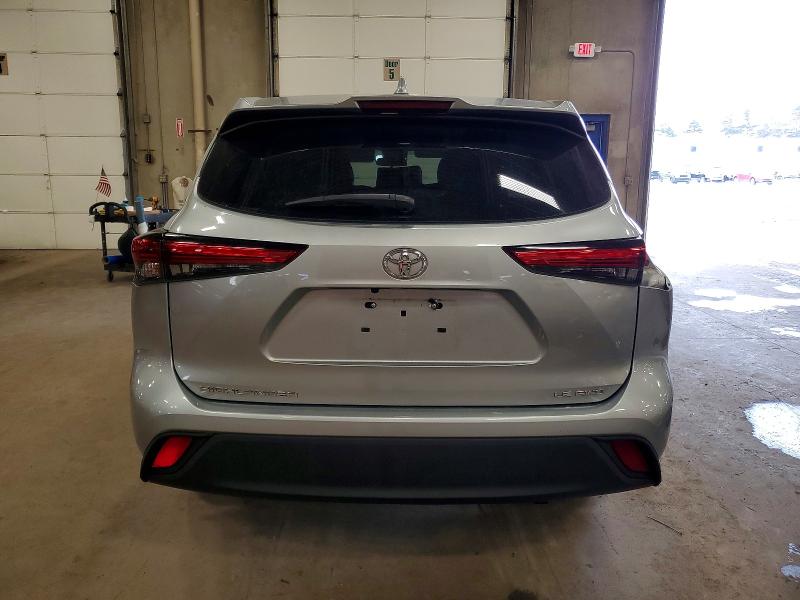 Photo 6 from auction – 2021 TOYOTA HIGHLANDER with VIN 5TDBZRBH6MS544186