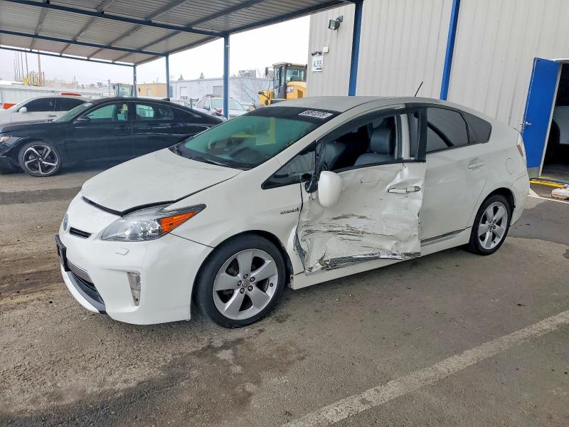 TOYOTA PRIUS 2015 with VIN JTDKN3DU1F1876250 - Photo from auction