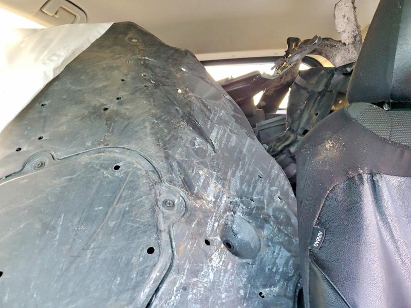 Photo 10 from auction – 2022 TOYOTA RAV4 with VIN 2T3H1RFV0NW186830