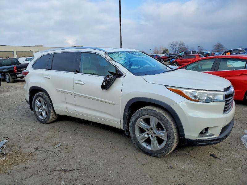 Фото 4 с аукциона – 2015 TOYOTA HIGHLANDER с VIN 5TDDKRFH9FS162244
