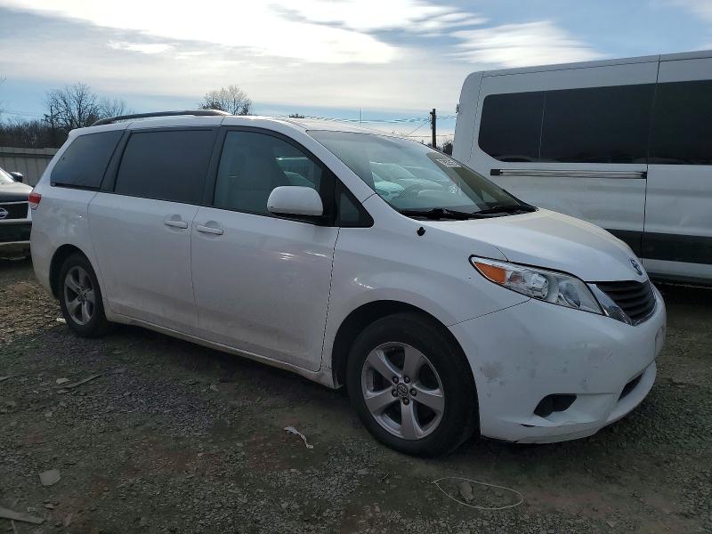 Photo 4 from auction – 2013 TOYOTA SIENNA LE with VIN 5TDKK3DC7DS287932