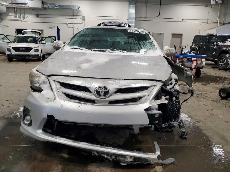 Photo 5 from auction – 2013 TOYOTA COROLLA with VIN 2T1BU4EE4DC008574