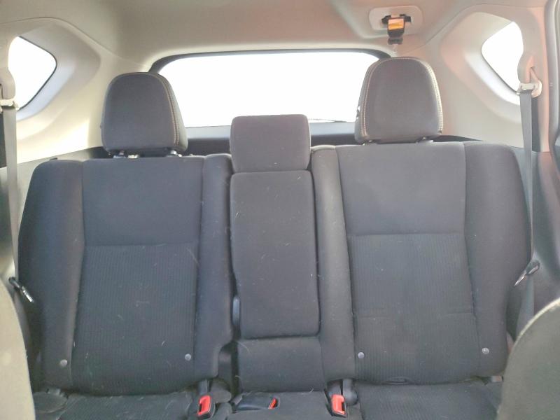 Photo 10 from auction – 2015 TOYOTA RAV4 XLE with VIN 2T3RFREV2FW248012