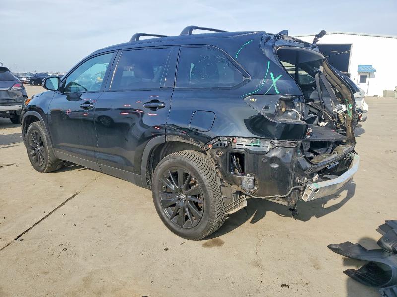 Photo 2 from auction – 2019 TOYOTA HIGHLANDER with VIN 5TDJZRFH6KS979597