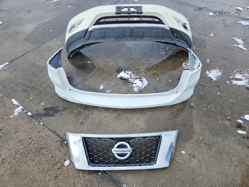 Photo 13 from auction – 2015 NISSAN PATHFINDER with VIN 5N1AR2MM9FC619329
