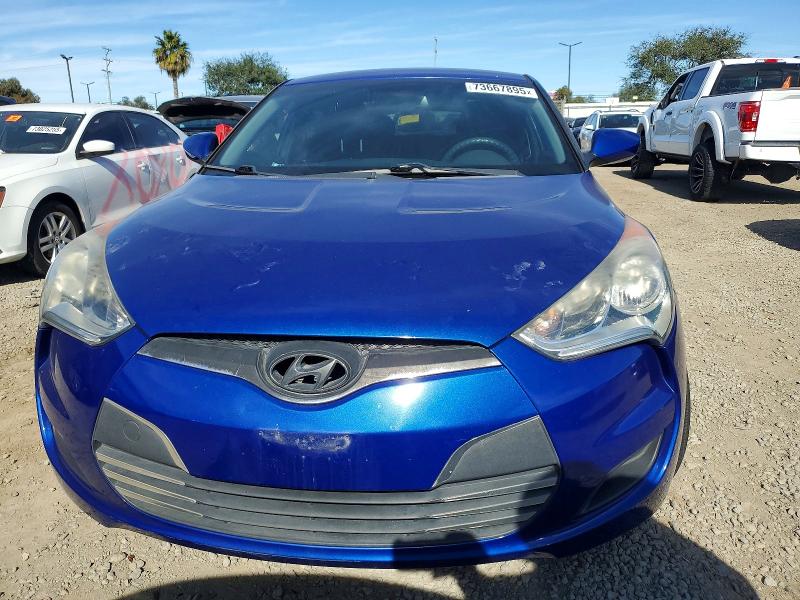 Photo 5 from auction – 2013 HYUNDAI VELOSTER with VIN KMHTC6AD0DU097087