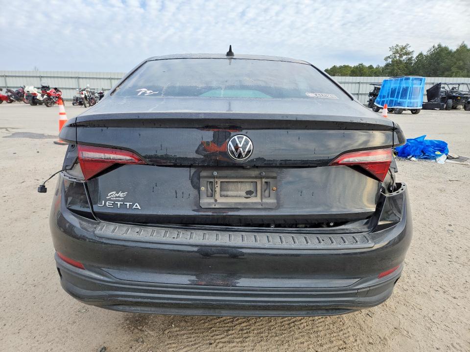 Photo 6 from auction – 2022 VOLKSWAGEN JETTA SPOR with VIN 3VWBM7BU2NM020175