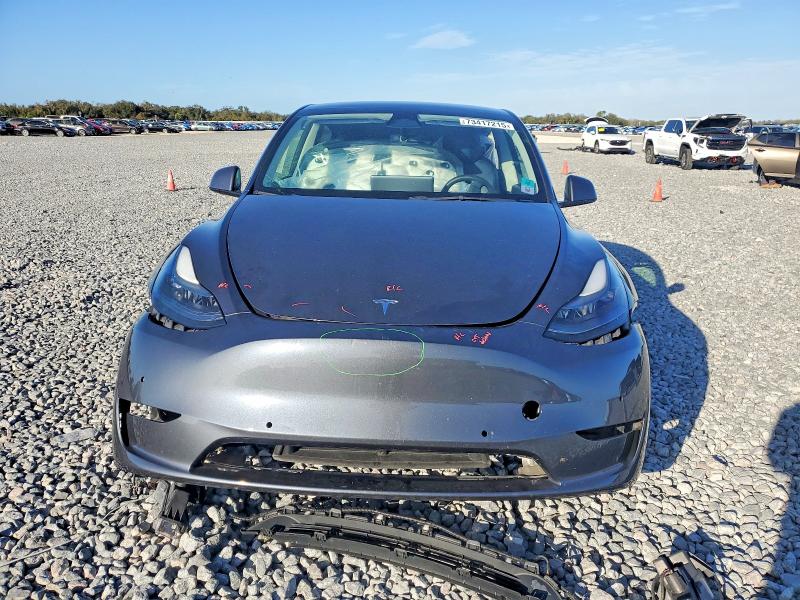Photo 5 from auction – 2022 TESLA MODEL Y with VIN 7SAYGDEF2NF452238