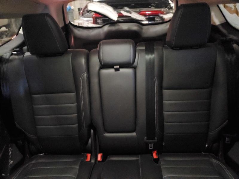Photo 10 from auction – 2016 FORD ESCAPE SE with VIN 1FMCU9GX8GUB56973