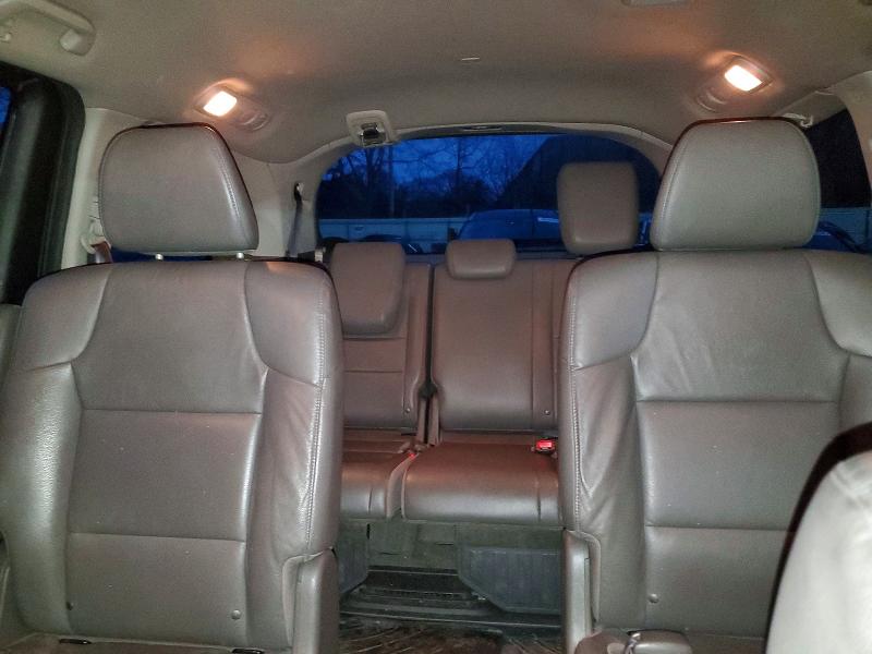 Photo 10 from auction – 2016 HONDA ODYSSEY with VIN 5FNRL5H65GB037304