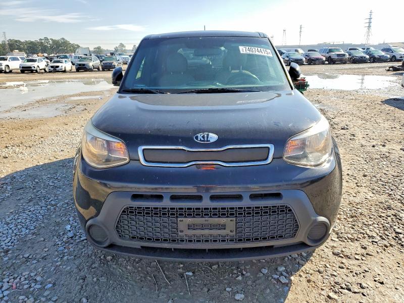 Photo 5 from auction – 2015 KIA SOUL with VIN KNDJN2A21F7127356