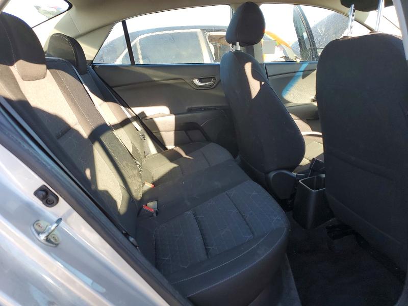 Photo 10 from auction – 2019 KIA RIO S with VIN 3KPA24AB4KE221102