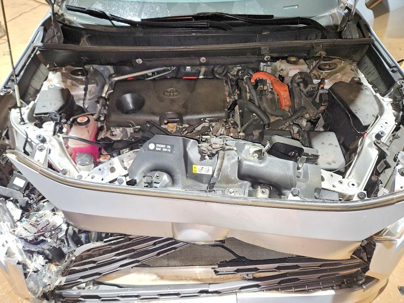Photo 12 from auction – 2020 TOYOTA RAV4 XSE with VIN 2T3EWRFV4LW071875