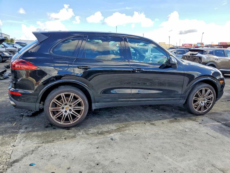 Photo 3 from auction – 2018 PORSCHE CAYENNE with VIN WP1AA2A23JKA03136