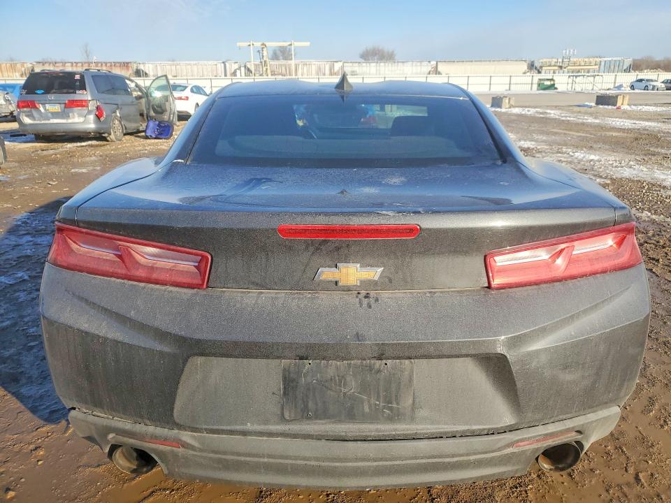 Photo 6 from auction – 2017 CHEVROLET CAMARO with VIN 1G1FB1RS5H0109945