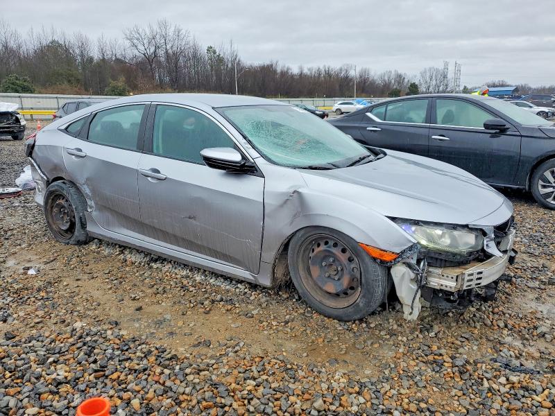 Photo 4 from auction – 2016 HONDA CIVIC with VIN 19XFC2F51GE080667