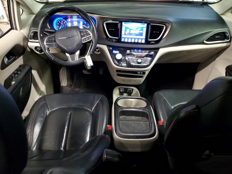 Photo 8 from auction – 2018 CHRYSLER PACIFICA T with VIN 2C4RC1BG1JR262938