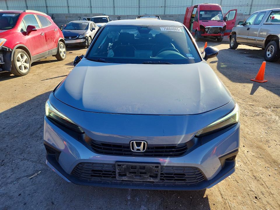 Photo 5 from auction – 2022 HONDA CIVIC with VIN 2HGFE2F56NH538412