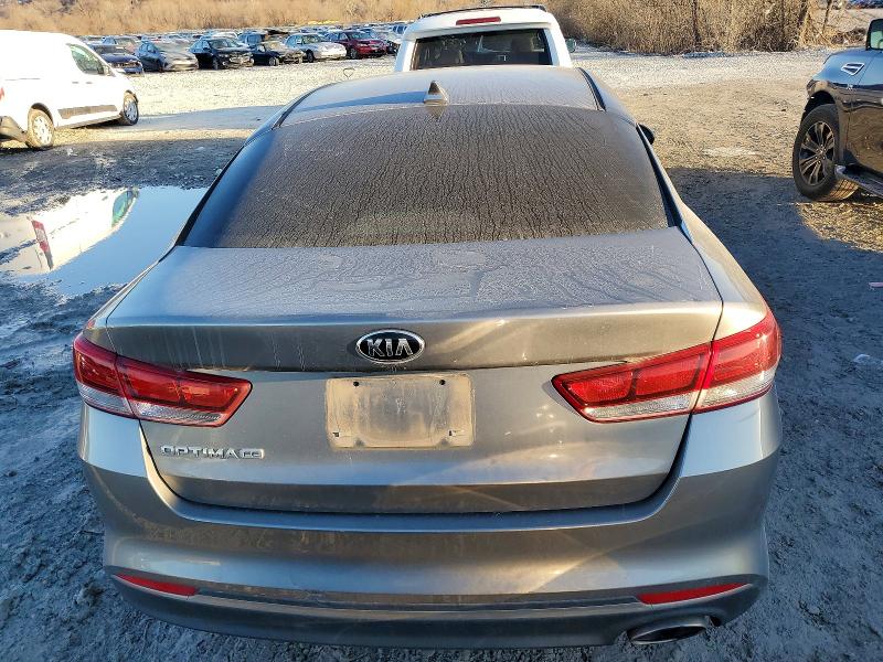 Photo 6 from auction – 2017 KIA OPTIMA with VIN 5XXGT4L38HG172175