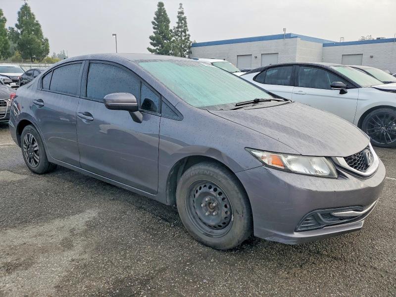 Photo 4 from auction – 2014 HONDA CIVIC LX with VIN 19XFB2F55EE227797