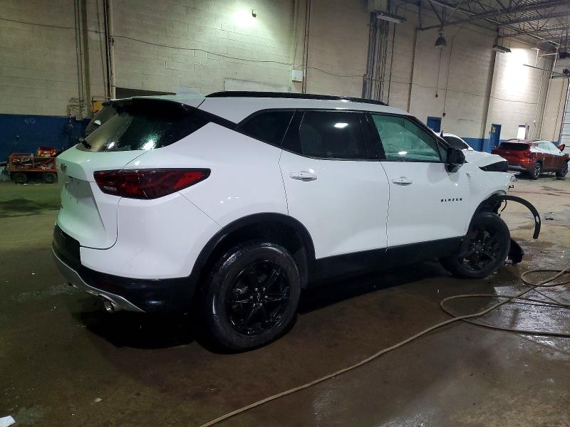 Photo 3 from auction – 2024 CHEVROLET BLAZER with VIN 3GNKBCR48RS284128