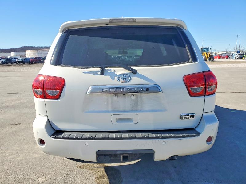 Photo 6 from auction – 2011 TOYOTA SEQUOIA PL with VIN 5TDDY5G14BS044086
