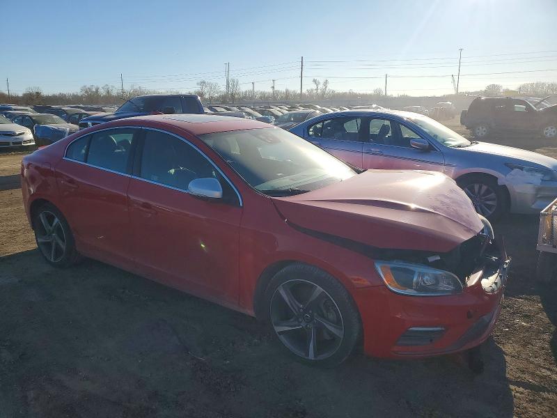 Photo 4 from auction – 2015 VOLVO S60 PLATIN with VIN YV1902TS5F1335218