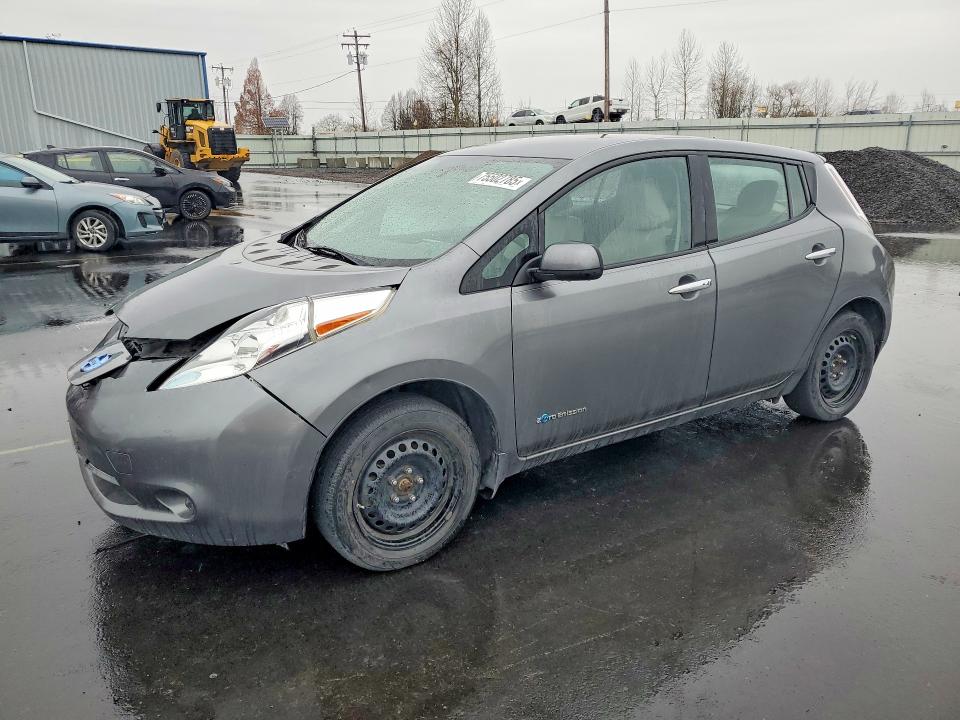 NISSAN LEAF S 2017 with VIN 1N4BZ0CP0HC300435 - Photo from auction