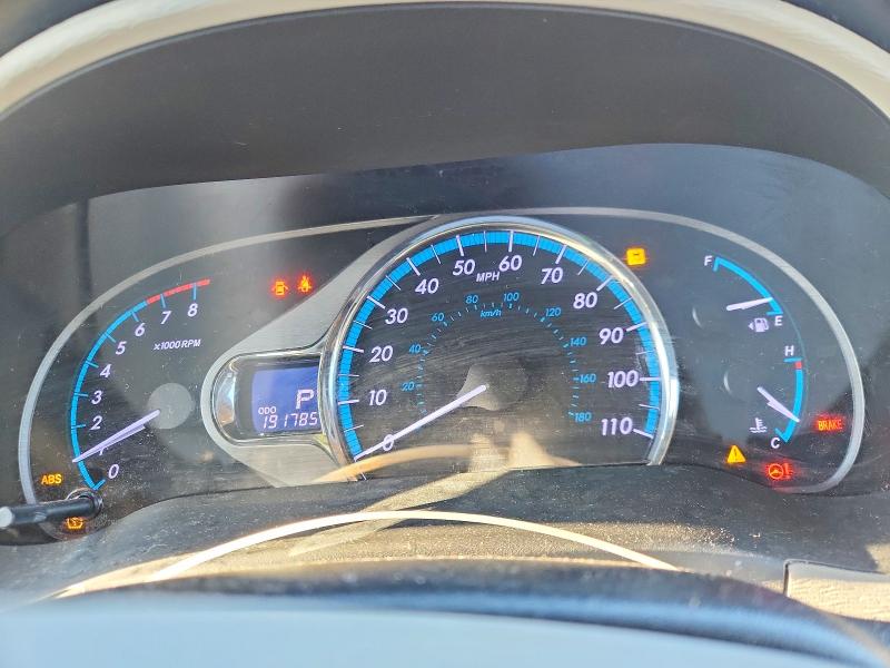 Photo 9 from auction – 2011 TOYOTA SIENNA XLE with VIN 5TDYK3DC5BS029545