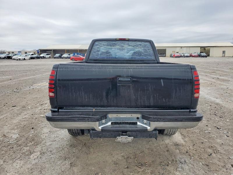 Photo 6 from auction – 1997 CHEVROLET 10/1500 with VIN 2GCEK19R8V1102780