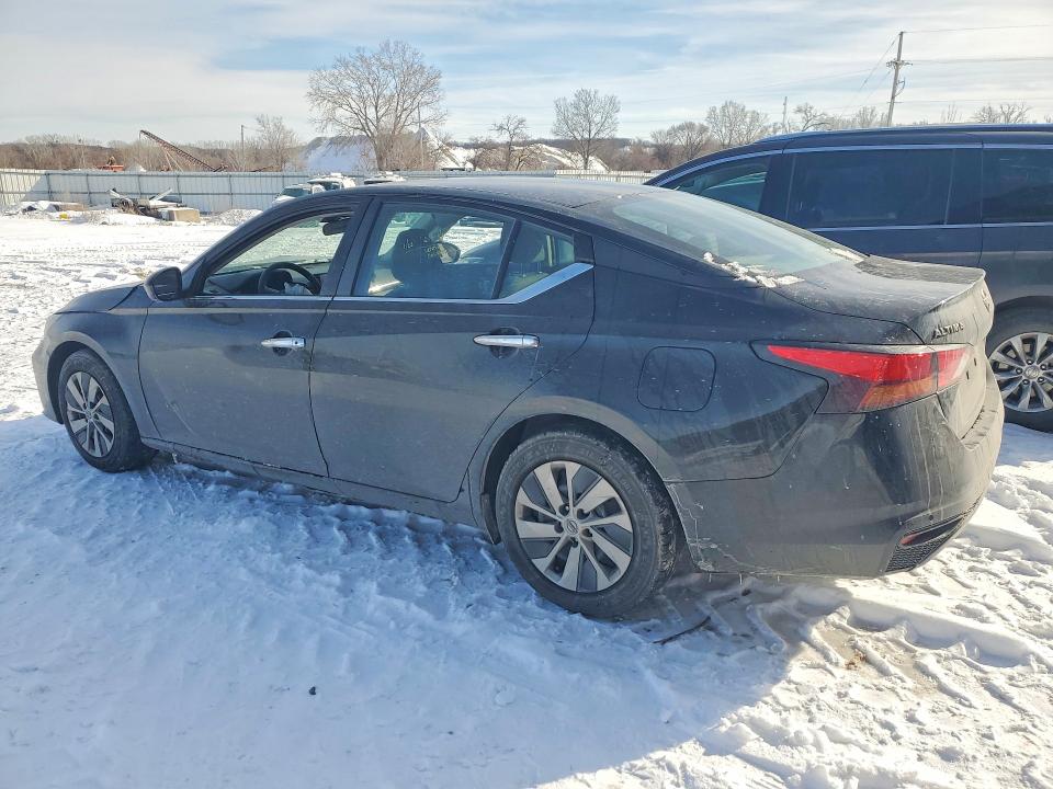 Photo 2 from auction – 2023 NISSAN ALTIMA S with VIN 1N4BL4BV4PN395027