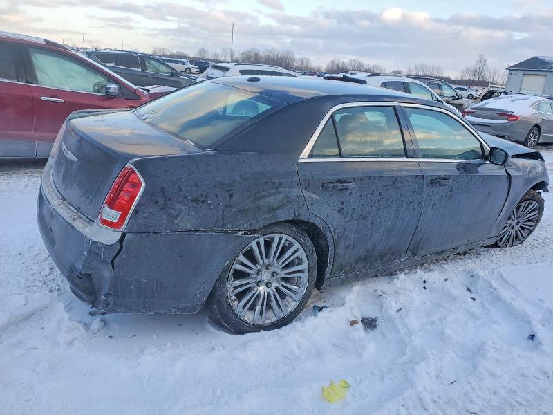 Photo 3 from auction – 2011 CHRYSLER 300 with VIN 2C3CA4CG9BH525331