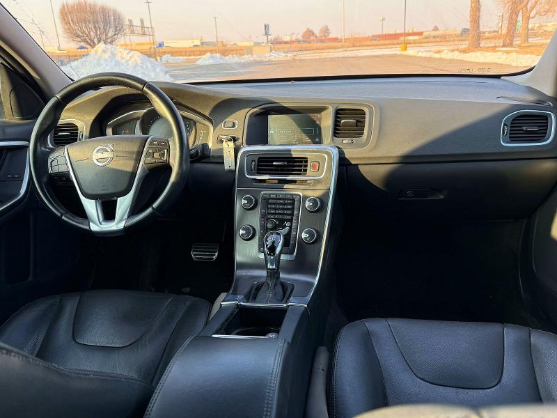 Photo 9 from auction – 2015 VOLVO S60 PREMIE with VIN YV140MFB3F1308889