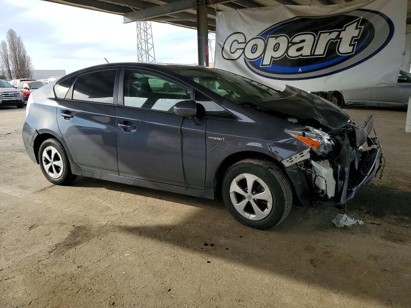 Photo 4 from auction – 2015 TOYOTA PRIUS with VIN JTDKN3DUXF0446402