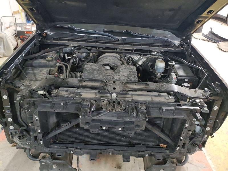 Photo 11 from auction – 2018 CHEVROLET SILVERADO with VIN 3GCUKREH5JG403645