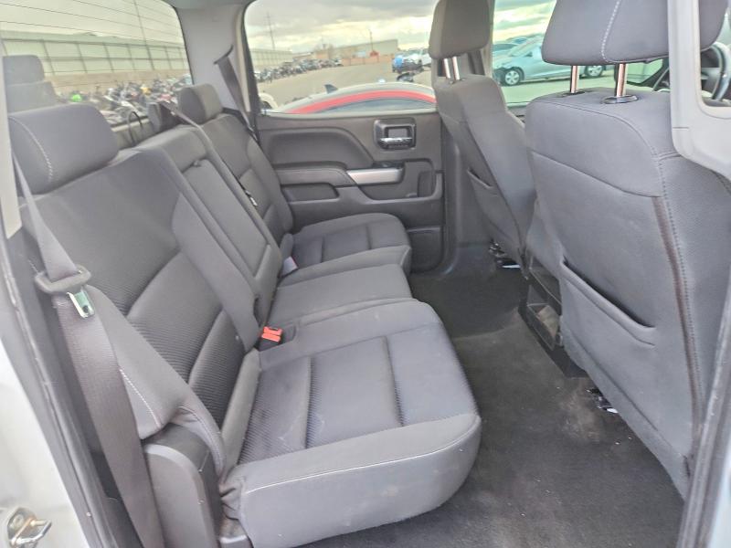 Photo 10 from auction – 2018 CHEVROLET SILVERADO with VIN 3GCUKREC6JG123382