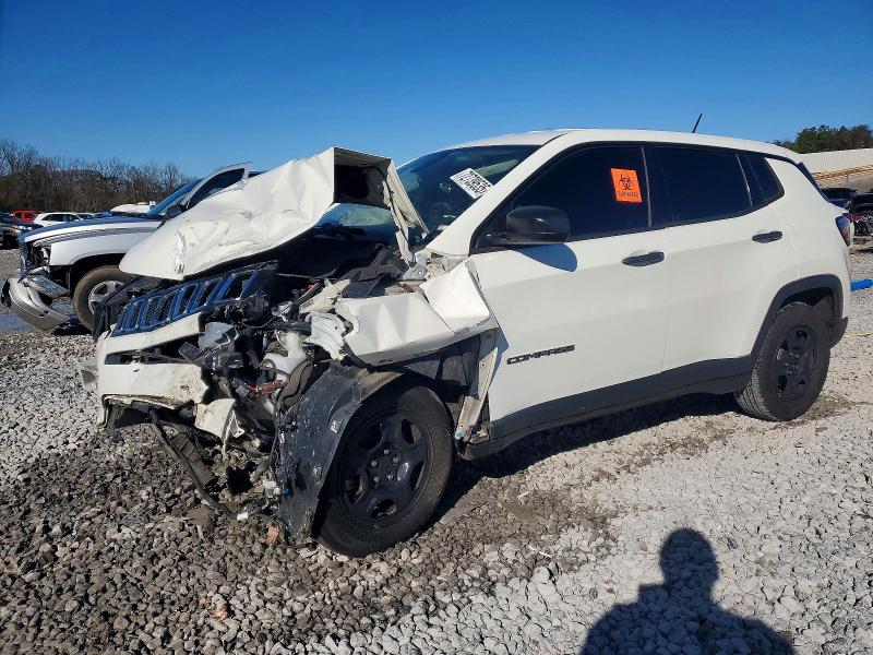 JEEP COMPASS 2018 with VIN 3C4NJCAB6JT318164 - Photo from auction
