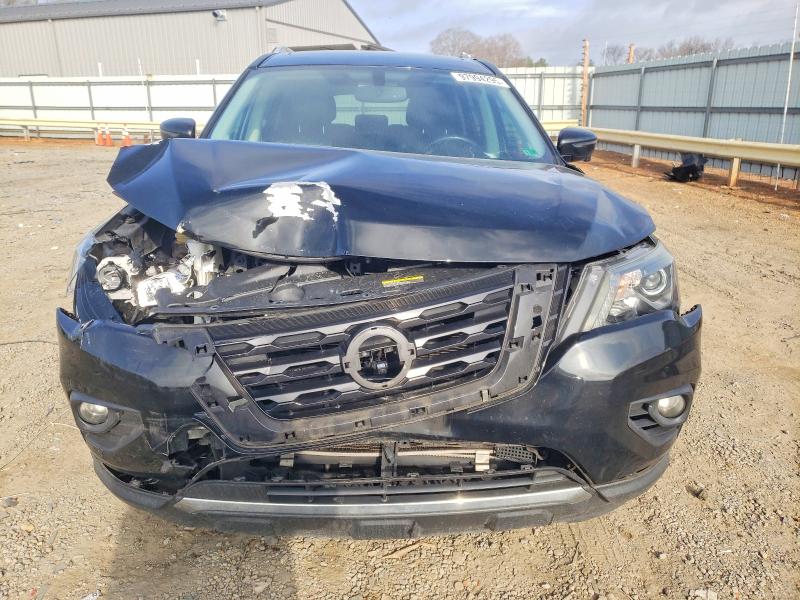 Photo 5 from auction – 2017 NISSAN PATHFINDER with VIN 5N1DR2MM5HC622423