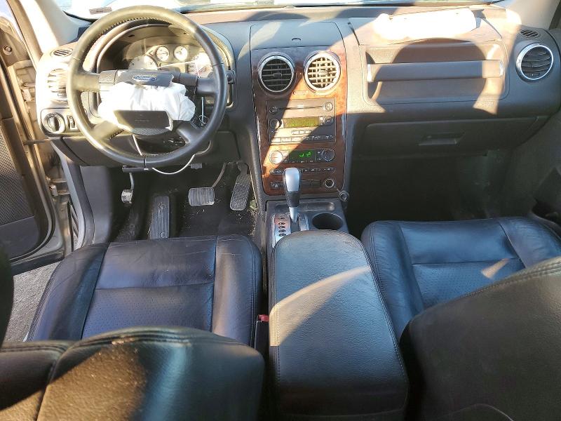 Zdjęcie 8 z aukcji – 2006 FORD FREESTYLE z VIN 1FMZK06196GA00611