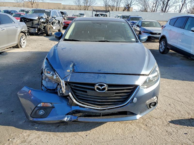 Photo 5 from auction – 2016 MAZDA 3 with VIN 3MZBM1M76GM301306