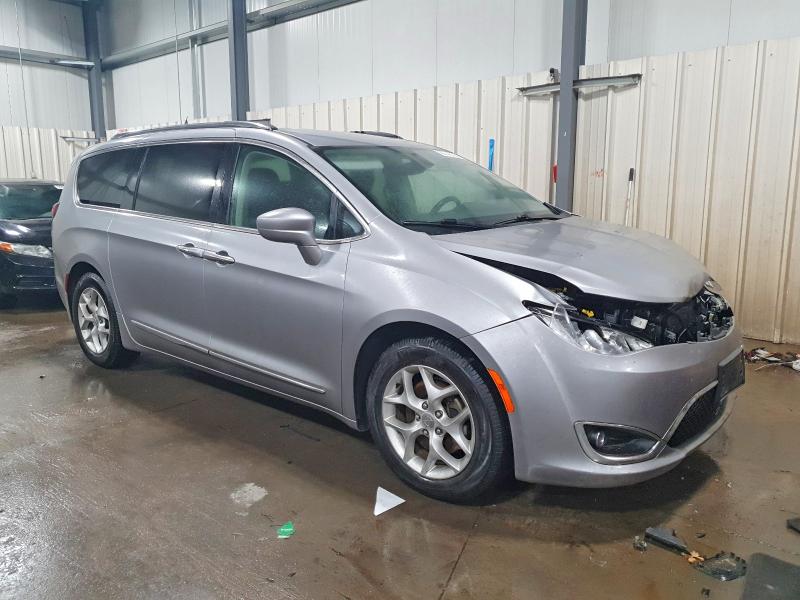 Photo 4 from auction – 2018 CHRYSLER PACIFICA T with VIN 2C4RC1BG9JR317880