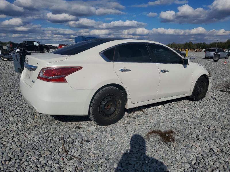 Photo 3 from auction – 2013 NISSAN ALTIMA 2.5 with VIN 1N4AL3AP4DC252949