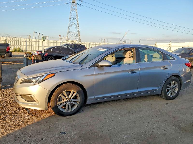 HYUNDAI SONATA SE 2016 with VIN 5NPE24AF0GH378116 - Photo from auction