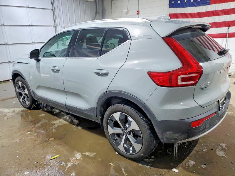 Photo 2 from auction – 2025 VOLVO XC40 with VIN YV4L12UJ0S2551073