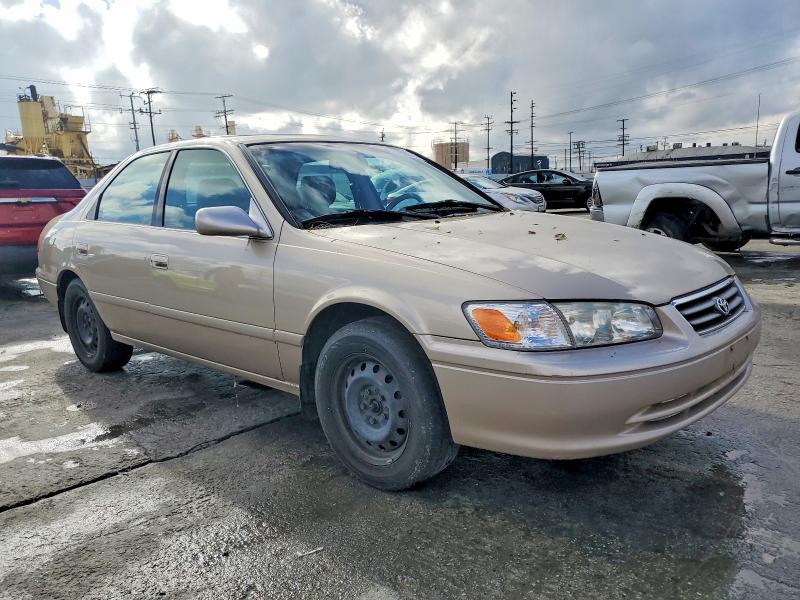 Photo 4 from auction – 2000 TOYOTA CAMRY with VIN JT2BG22K6Y0500781